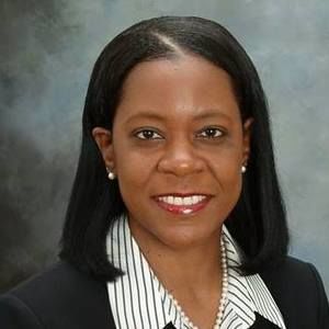 Meet your Posher, Edna g